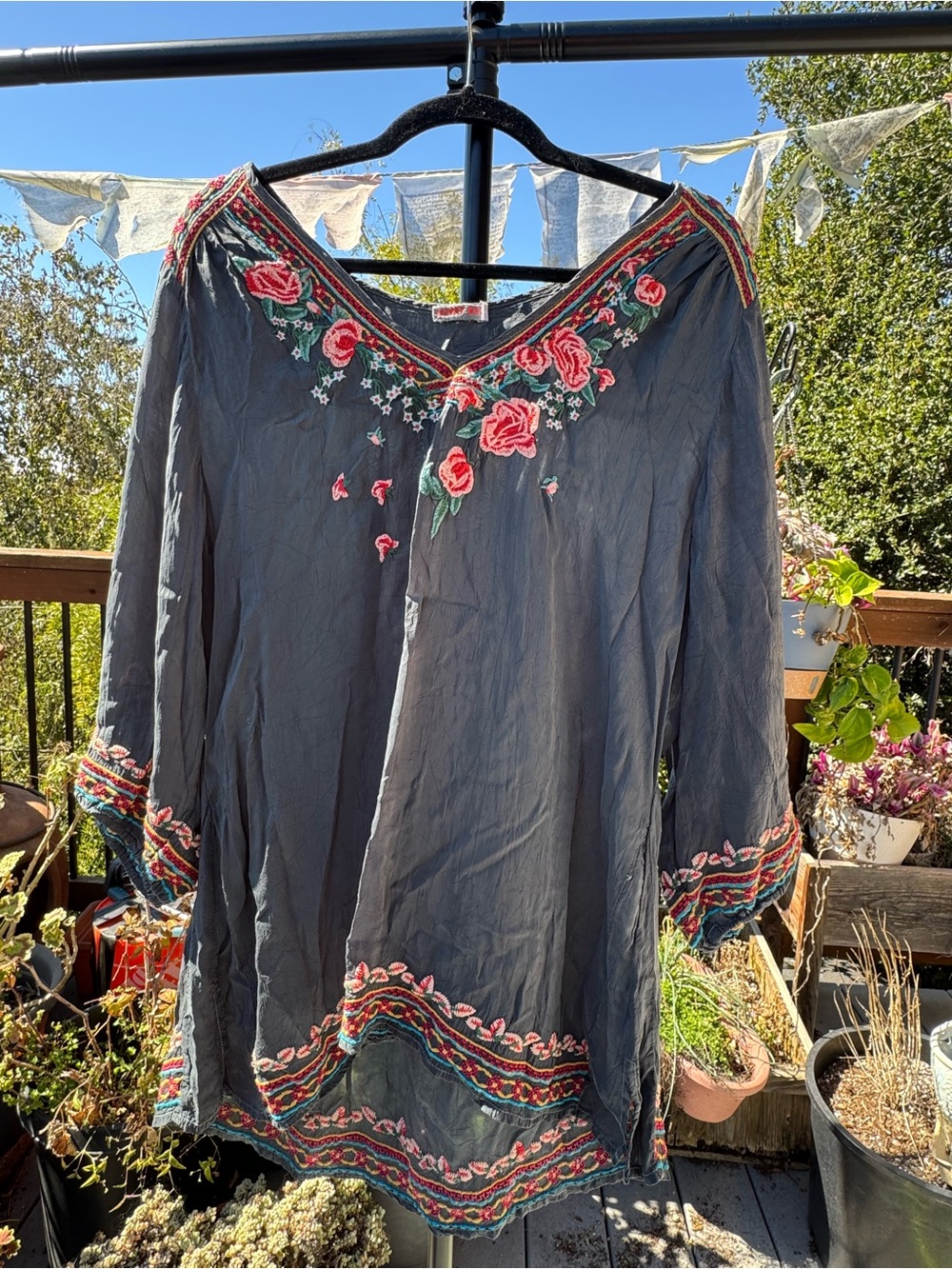 Johnny Was Embroidered V-Neck Women’s Tunic Top in Slate Gray with Rose Detail